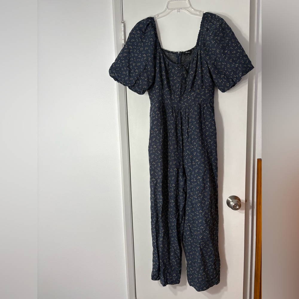 Madewell Navy ditsy Floral short sleeve cropped linen blend Jumpsuit size 6